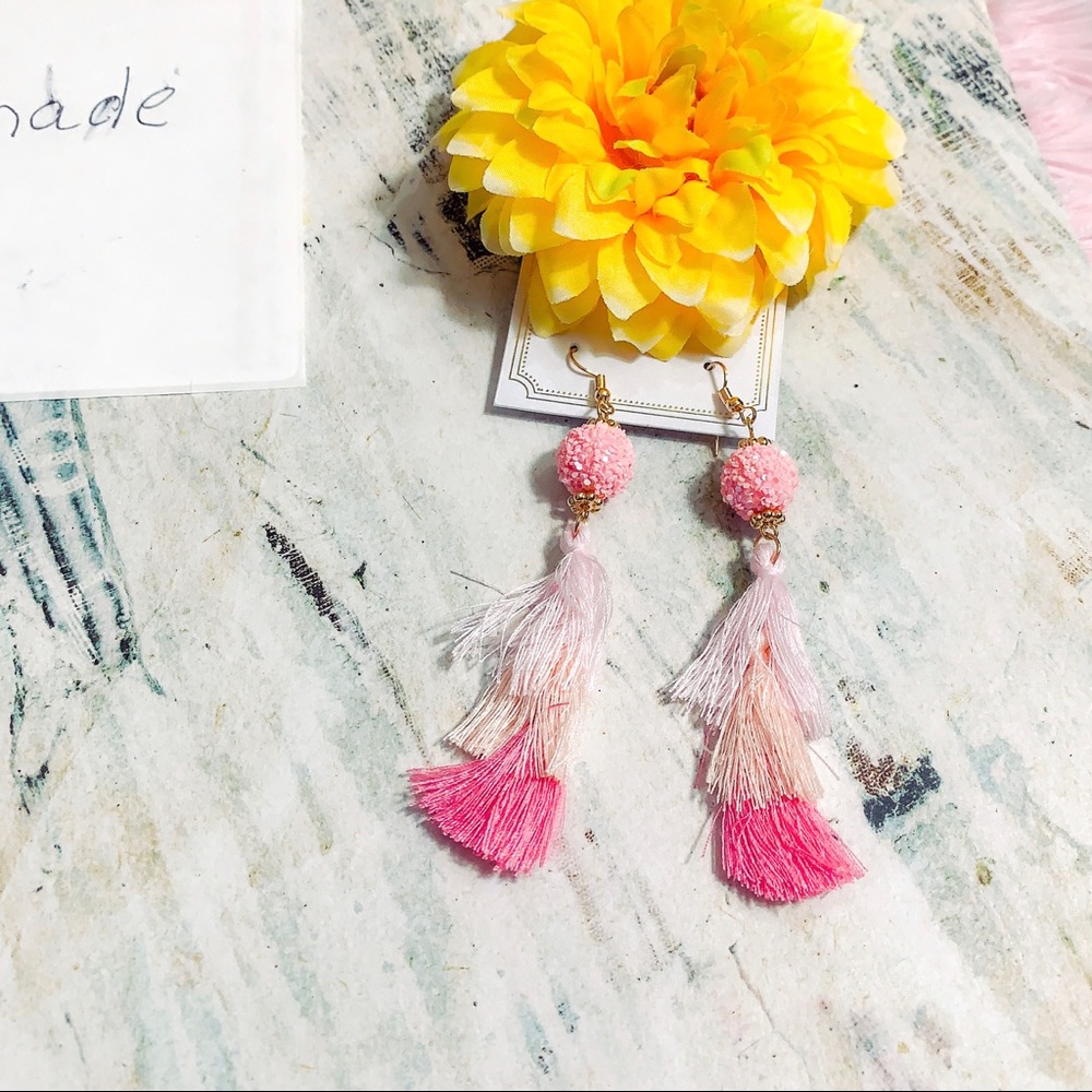 Woman’s Bohemians Tassel Earrings Handmade Pink ..